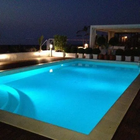 Ancora Bianca Stromboli Apartment *