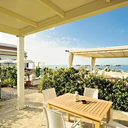 Ancora Bianca Stromboli Apartment *